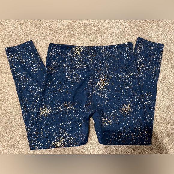 ZYIA Stay Gold Light & Tight Speckled 7/8 Leggings - Picture 10 of 13